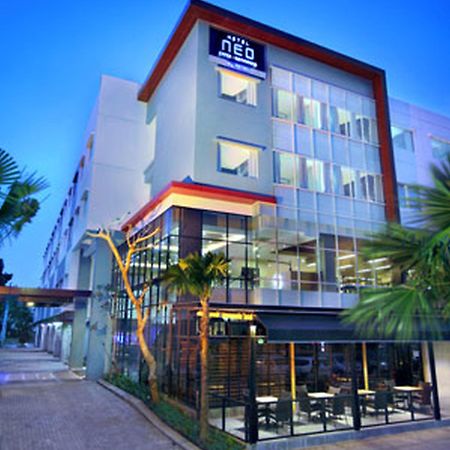 Hotel Neo Candi Simpang Lima - Semarang By Aston Eksteriør bilde