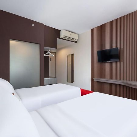 Hotel Neo Candi Simpang Lima - Semarang By Aston Eksteriør bilde