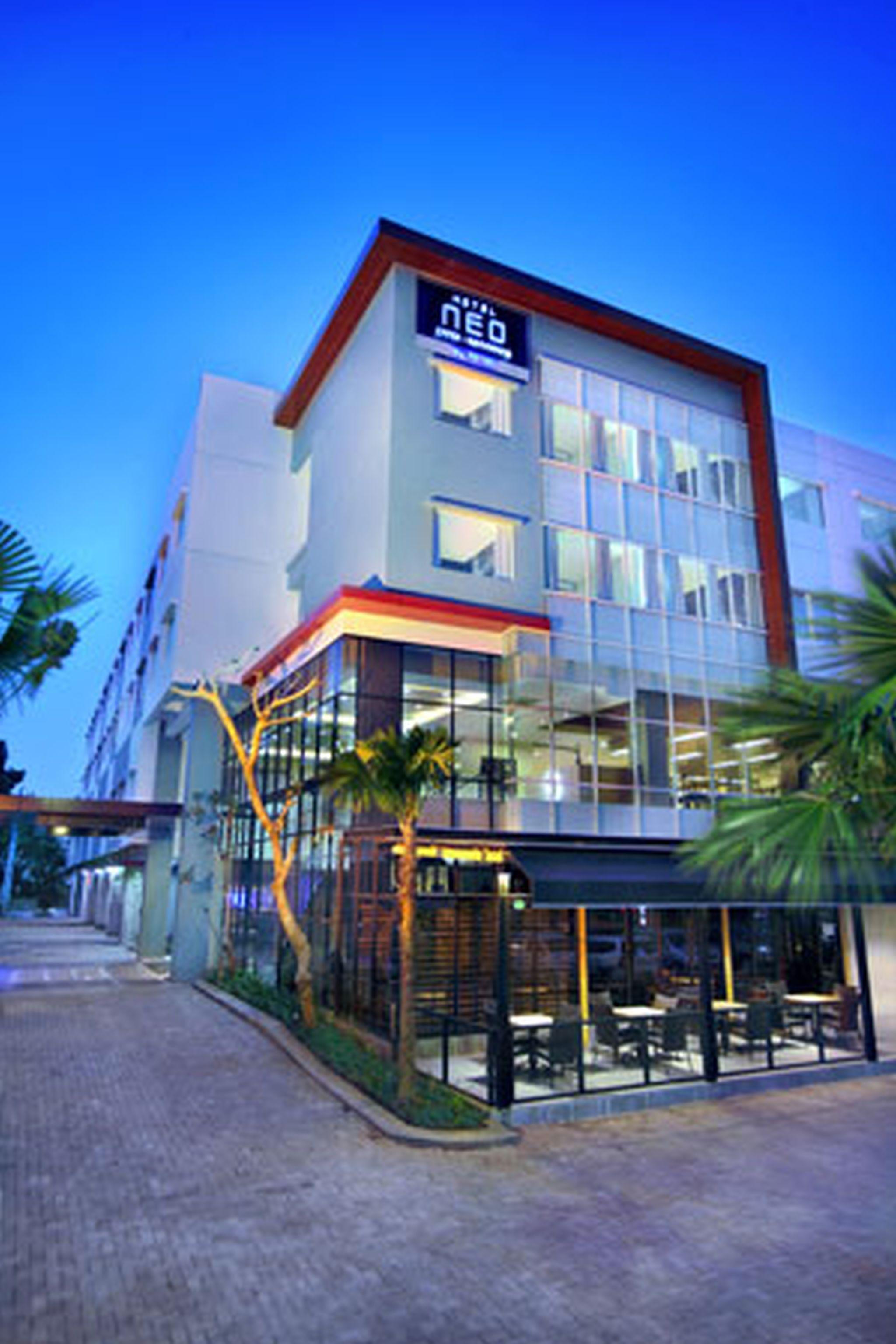 Hotel Neo Candi Simpang Lima - Semarang By Aston Eksteriør bilde