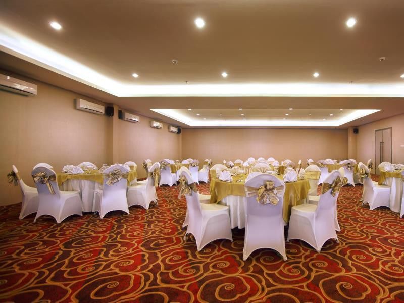 Hotel Neo Candi Simpang Lima - Semarang By Aston Eksteriør bilde