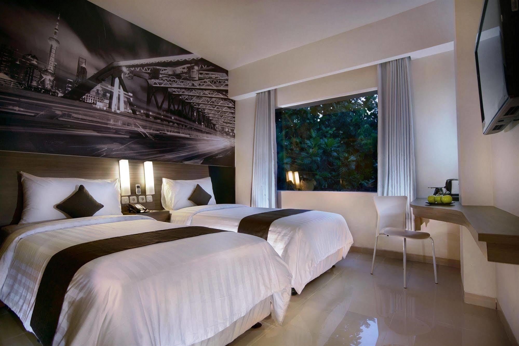 Hotel Neo Candi Simpang Lima - Semarang By Aston Eksteriør bilde