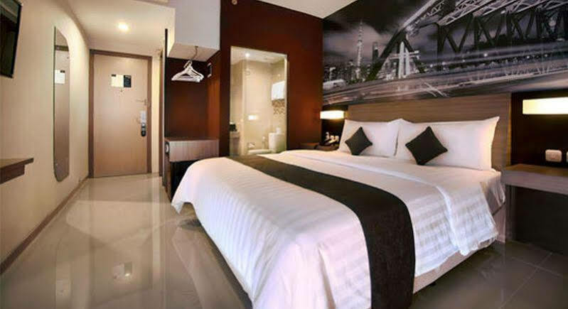 Hotel Neo Candi Simpang Lima - Semarang By Aston Eksteriør bilde